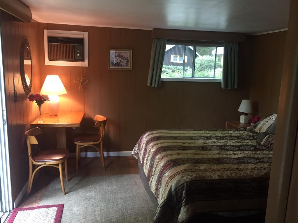 Amber Lantern Motel 레이크 헤오르헤 외부 사진